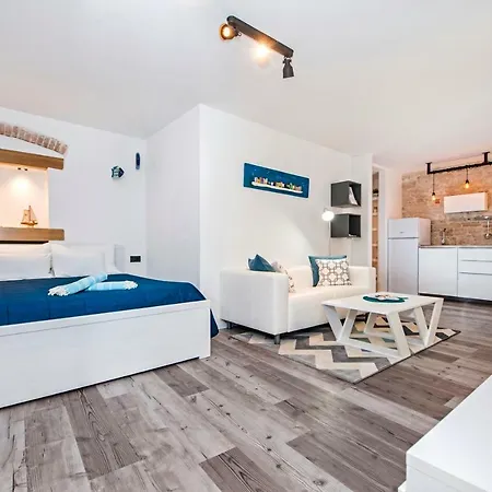 Biritin- Free Parking * Rovinj