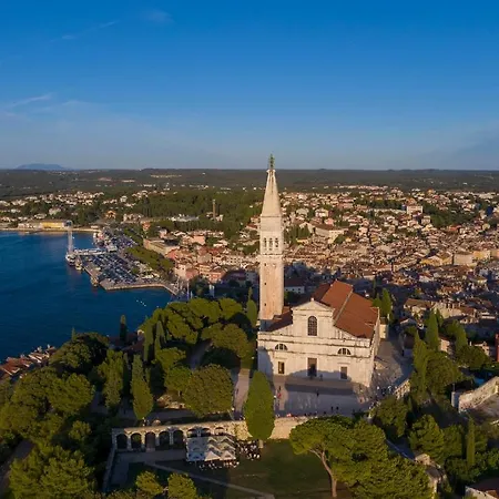 Апартаменты Biritin Ровинь