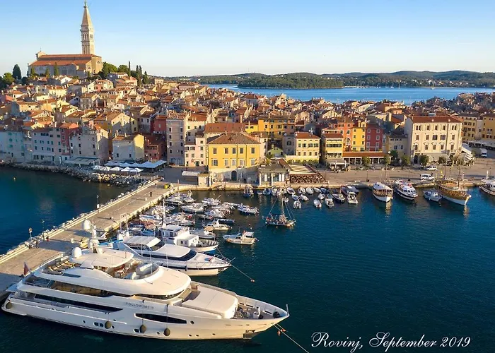 아파트 Biritin 로비니